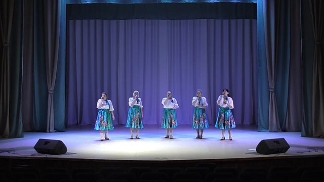 Народный вокальный ансамбль "Кружева" - "Белые слезы черемух" смотреть онлайн