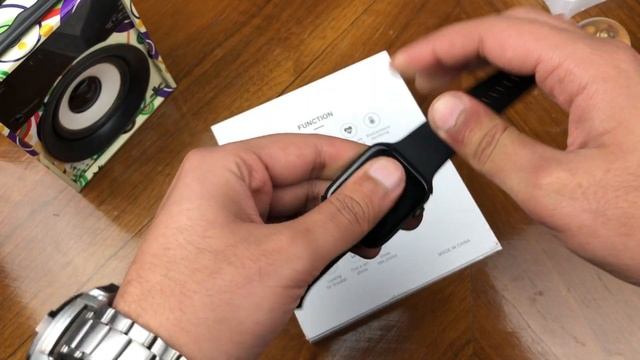 فتح صندوق وتجربة ارخص ساعة ذكية | Unboxing And Review T5s Smart Watch смотреть онлайн