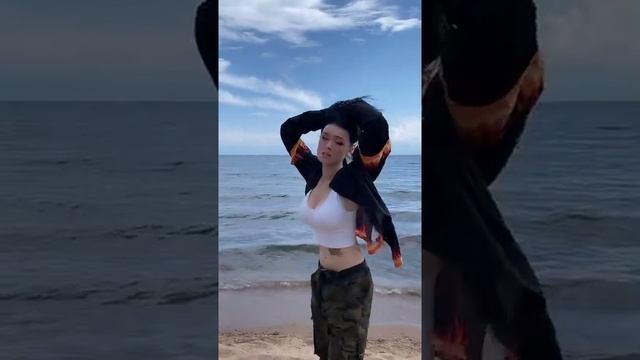 ДАША ДОШИК ПОД ТРЕК ИНСТАСАМКИ смотреть онлайн