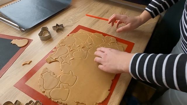 Готуємо пряники. Різдво у Червонограді (частина 3/10) смотреть онлайн