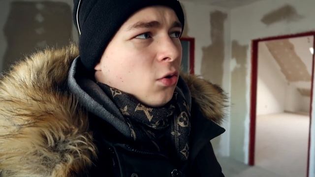 ТРЁХ-ЭТАЖНАЯ КВАРТИРА ЗА 1 МИЛЛИОН РУБЛЕЙ + ПОСЫЛКИ // ЯРОСЛАВ БРУЛЁВ смотреть онлайн