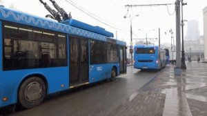 Троллейбус СВАРЗ-МАЗ-6275 борт 9802 по маршруту Т