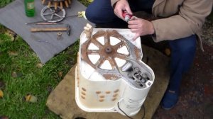 Перосъёмная машина или ремонт разбитой втулки стиральной машины Малютка часть 1