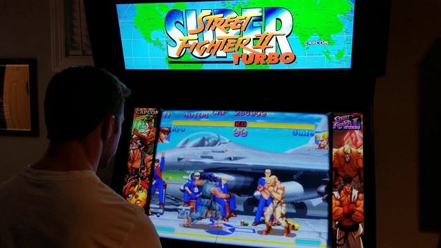 Super Street Fighter II Turbo Arcade Cabinet MAME Gameplay w/ Hypermarquee смотреть онлайн
