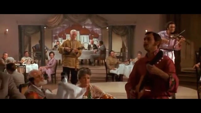 Hад окошком месяц смотреть онлайн