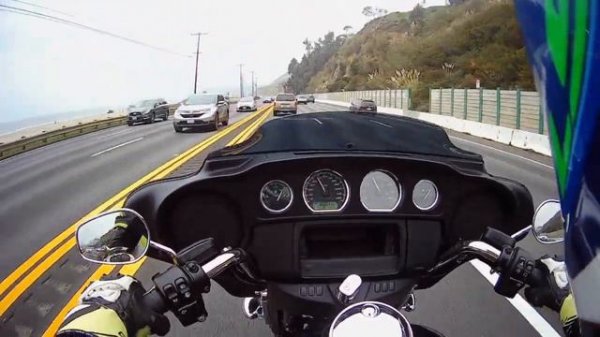 Road Race Guy Reviews Harleys: Electra Glide Standard Edition - Review/Test Ride FLHT