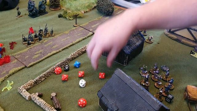 Battle Knights Battle Report ; We play Warlords of Erehwon ........ Humans vs Goblins смотреть онлайн