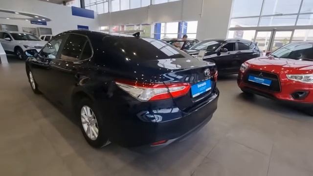 TOYOTA Camry смотреть онлайн
