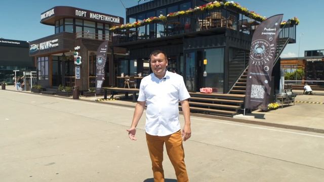 Коммерские объекты из морских контейнеров. От дайв-центра до ресторана