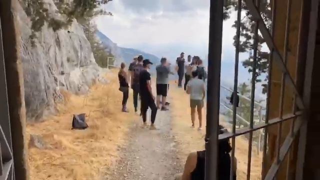 поход в горы Буффавенто Buffavento kalesine yurus смотреть онлайн
