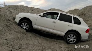 Джип Гранд Чероки 3 дизель/3,6 бензин, УАЗ Патриот и Порше Кайен 3,2 / песчаный карьер