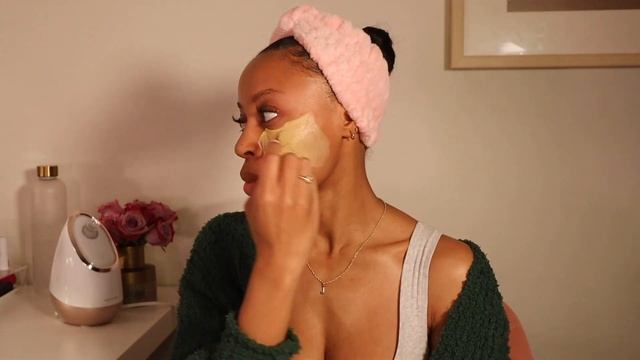 GLEAMIN VITAMIN C FACE MASK | Nighttime Pampering Routine | Mini Demo + Review смотреть онлайн
