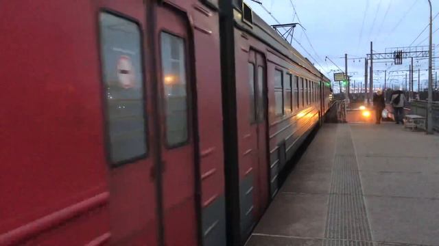 Отправление ЭД4МК-0118 «Нева» с О.П. «Ленинский проспект» смотреть онлайн