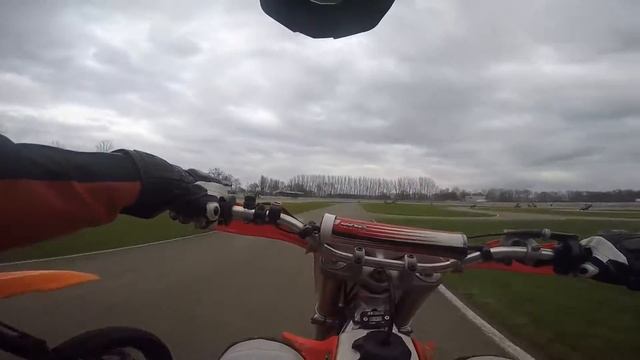 Honda CR125 Supermoto | VTR Circuitdag | Supermoto Trackday | Midland Circuit Lelystad смотреть онлайн