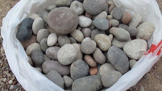 Камни галька. Где взять если у вас нету моря смотреть онлайн