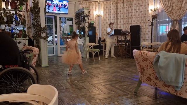 Варенье из инжира. На дне рождении у крестного. Игра на кавказском барабане. 01.10.2023 смотреть онлайн