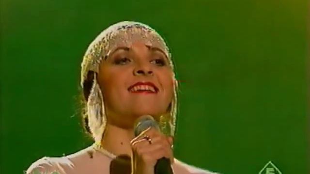 Марина Капуро - Когда вернётся солдат (Live) смотреть онлайн
