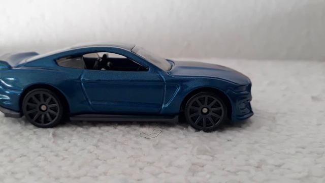 Ford Shelby GT350R (HotWheels) - Andy Brookes Jazzy House mix by MKD смотреть онлайн