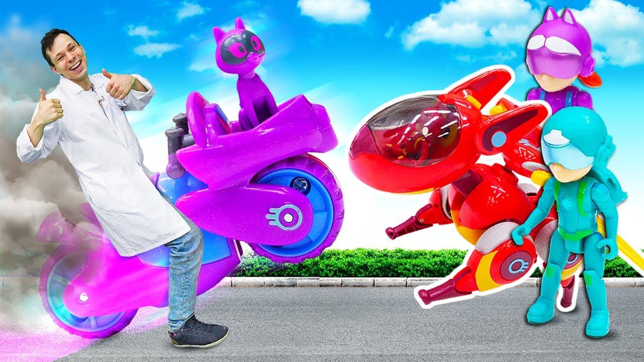 Видео про игры - Команда Петроникс и Доктор Ой спасают гепарда! Больничка для игрушек из мультиков смотреть онлайн