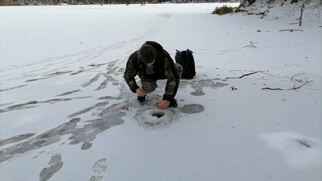 ТАК НА РЫБАЛКЕ ЕЩЕ НИКТО НЕ ЛОВИЛ , ОТЛИЧНЫЙ БЫЛ КЛЕВ ! смотреть онлайн