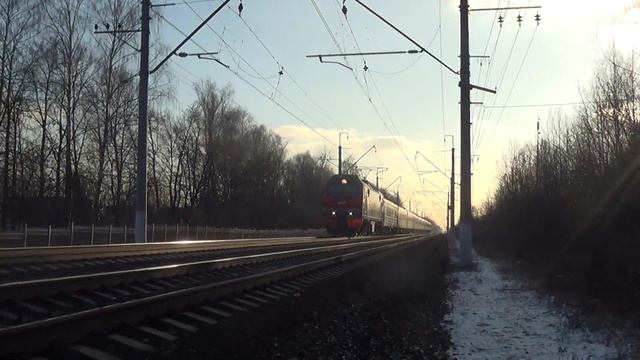 Электровоз ЭП2К-369 с пассажирским поездом №70 Москва - Чита смотреть онлайн