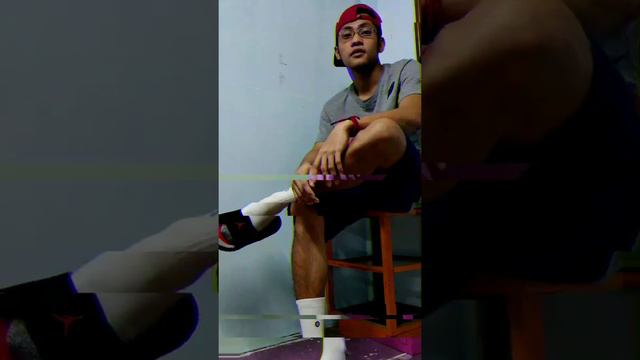 Huzzle kalye -Roi×gelo×daye×NAI смотреть онлайн