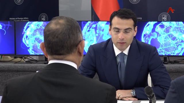 Посол Боливарианской Республики Венесуэла в России находится в Абхазии смотреть онлайн