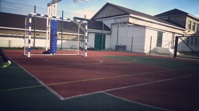 КАК ЗАБИТЬ ГОЛ? САМЫЕ ХИТРЫЕ СПОСОБЫ - ОБУЧЕНИЕ! смотреть онлайн