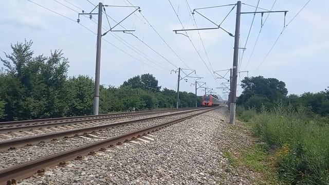 Электропоезд ЭС1 054 Ласточка 805 Таганрог-Новороссийск смотреть онлайн