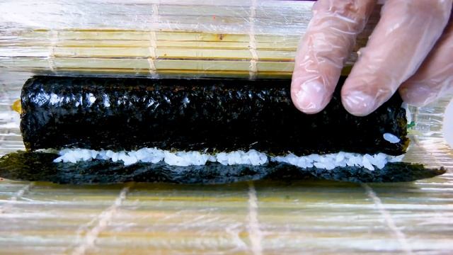 ПРИГОТОВИЛИ РОЛЛ С НАГГЕТСАМИ РЕЦЕПТ ПОДПИСЧИКА BURGER KING ОГУРЦЫ АВОКАДО смотреть онлайн