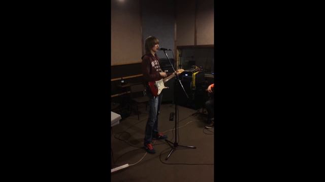 Kirill Lir - Show Me the Way смотреть онлайн