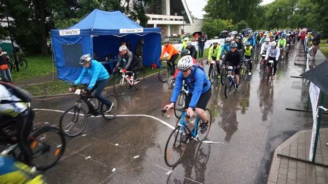 Старт вело заезда GRAN FONDO в Суздале 9 июля 2017 смотреть онлайн