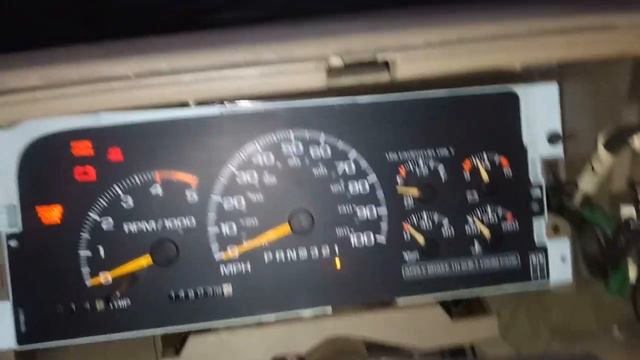 Замена датчика уровня топлива и корректировка указателя смотреть онлайн