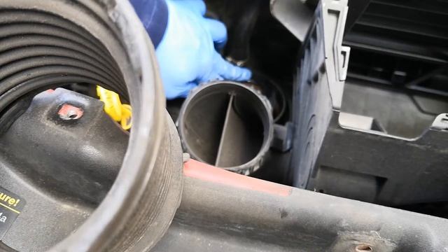 How to service Volvo C30 2007 2.4i Petrol смотреть онлайн