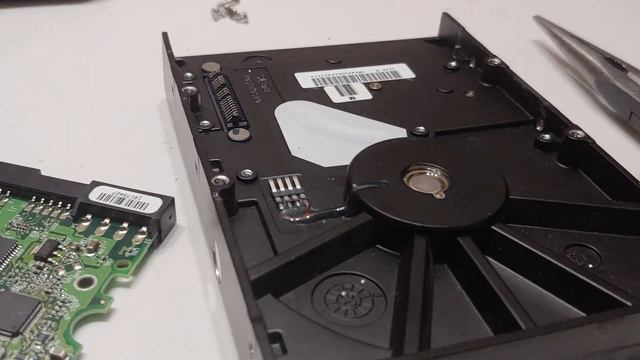 Сколько можно заработать, если разобрать жесткий диск HDD смотреть онлайн