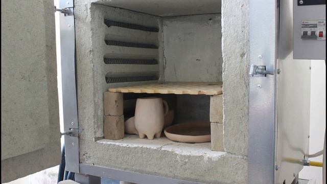 Шлифовка посуды из глины смотреть онлайн
