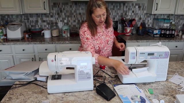 First impressions Brother SQ9285 vs Singer 7285Q смотреть онлайн