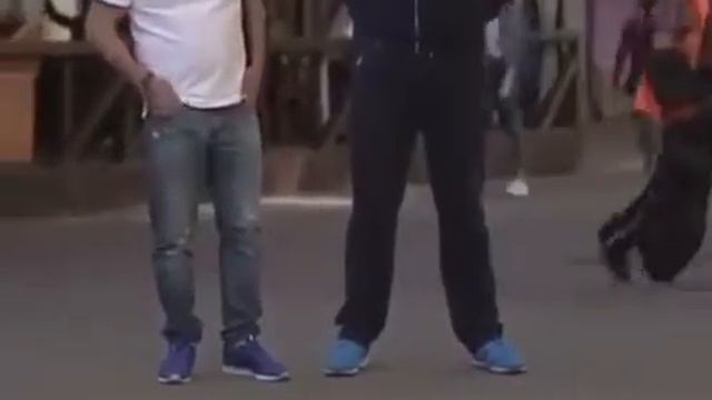 Это ястребы ? думал это куры 😂😂 смотреть онлайн