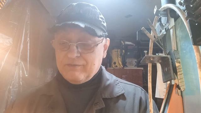 Белый изолятор свечи смотреть онлайн