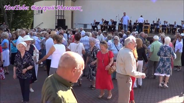Наша танцплощадка - одна большая семья!!! смотреть онлайн