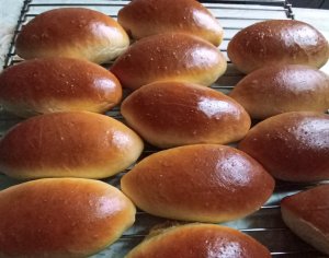 Пирожки с капустой  Дрожжевое тесто на кефире. Рецепт выпечки.