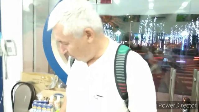 Нячанг Молочные продукты VINAMILK Обзор фирменного магазина (Музыка Маркина Михаила) смотреть онлайн