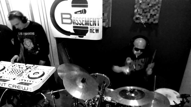 Beny b2b ArTe & Butcher Jungle Drummer @Studio Overtime 10.04.2021 смотреть онлайн