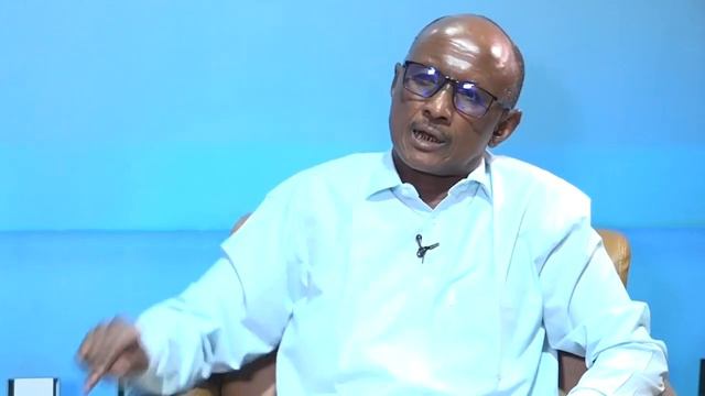 DEG DEG CALI JEYTE OO U HANJABAY X.SHKH, SHABAAB OO JILBAHA QABSADAY,18 HORJOOGE OO LA DILAY&ODOWAA смотреть онлайн