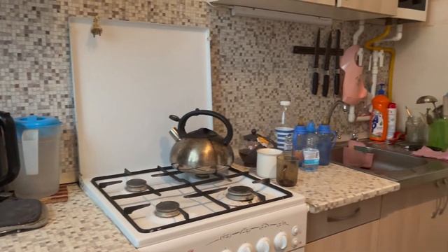 Двухкомнатная смотреть онлайн