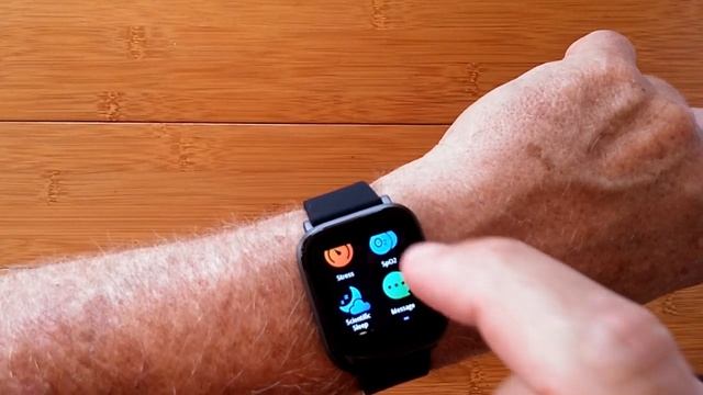 ELIRIN CS201 5ATM Waterproof Swimmer’s Apple Watch Shaped Smartwatch: Quick Overview смотреть онлайн