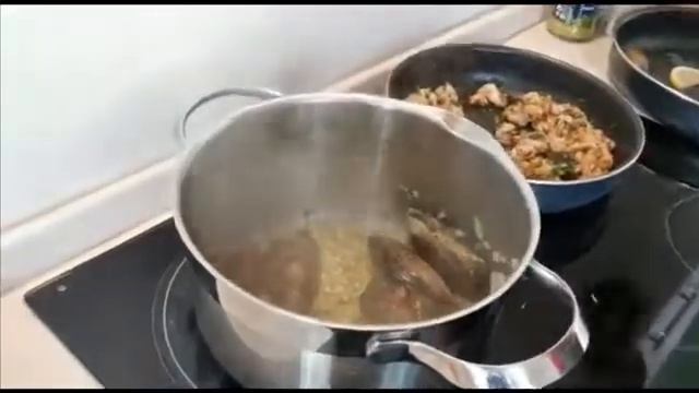 Seafood coconut mussel soup with blue cheese!!! Суп из мидии с кокосовым молоком и сыром Дорблю!!! смотреть онлайн