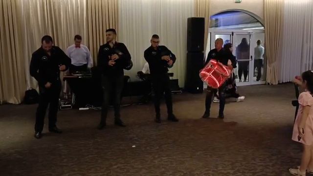 Формация ,,Гайдари’’ Сливен….. https://www.facebook.com/profile.php?id=10005739436180 смотреть онлайн