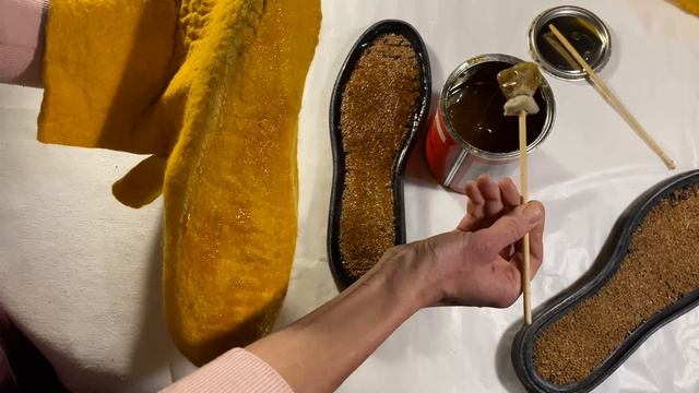 Как валяную обувь установить на подошву? смотреть онлайн