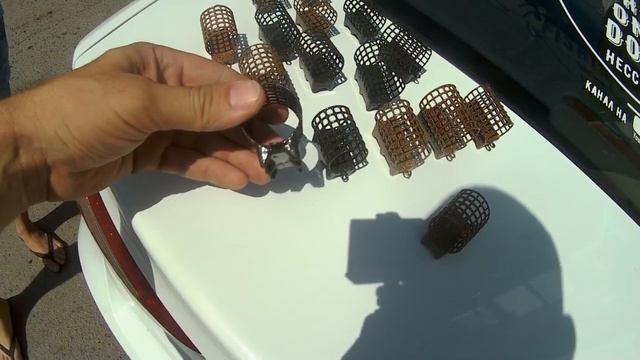 Рыбалка на острове. Ловля леща и крупной таранки. Обзор новых фидерных кормушек.